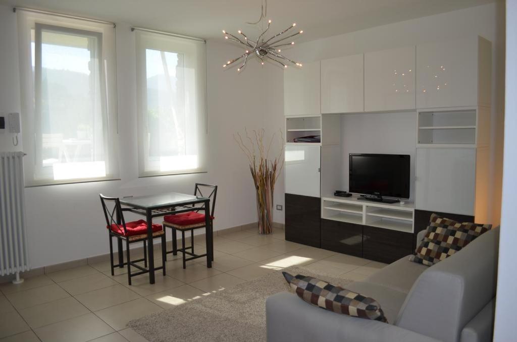 Apartment White Dream